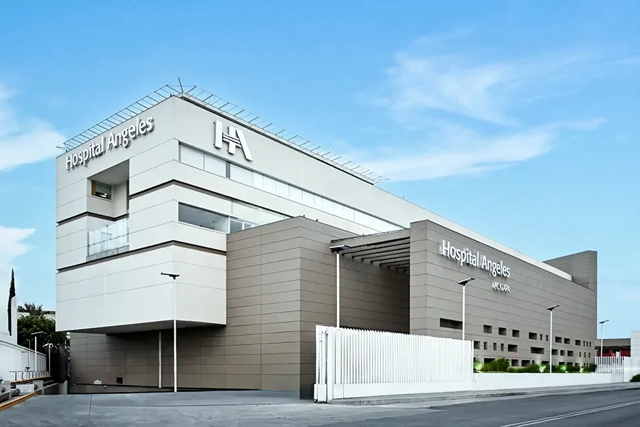 Fachada del Hospital Angeles Acoxpa